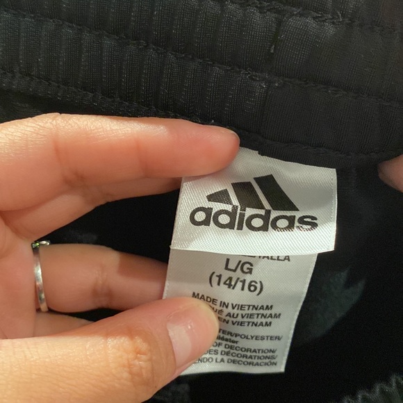 Adidas - boys sweatpants - Picture 2 of 2